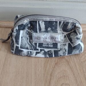 Victoria Secret Super Model Essential Canvas Makeup Bag  2012